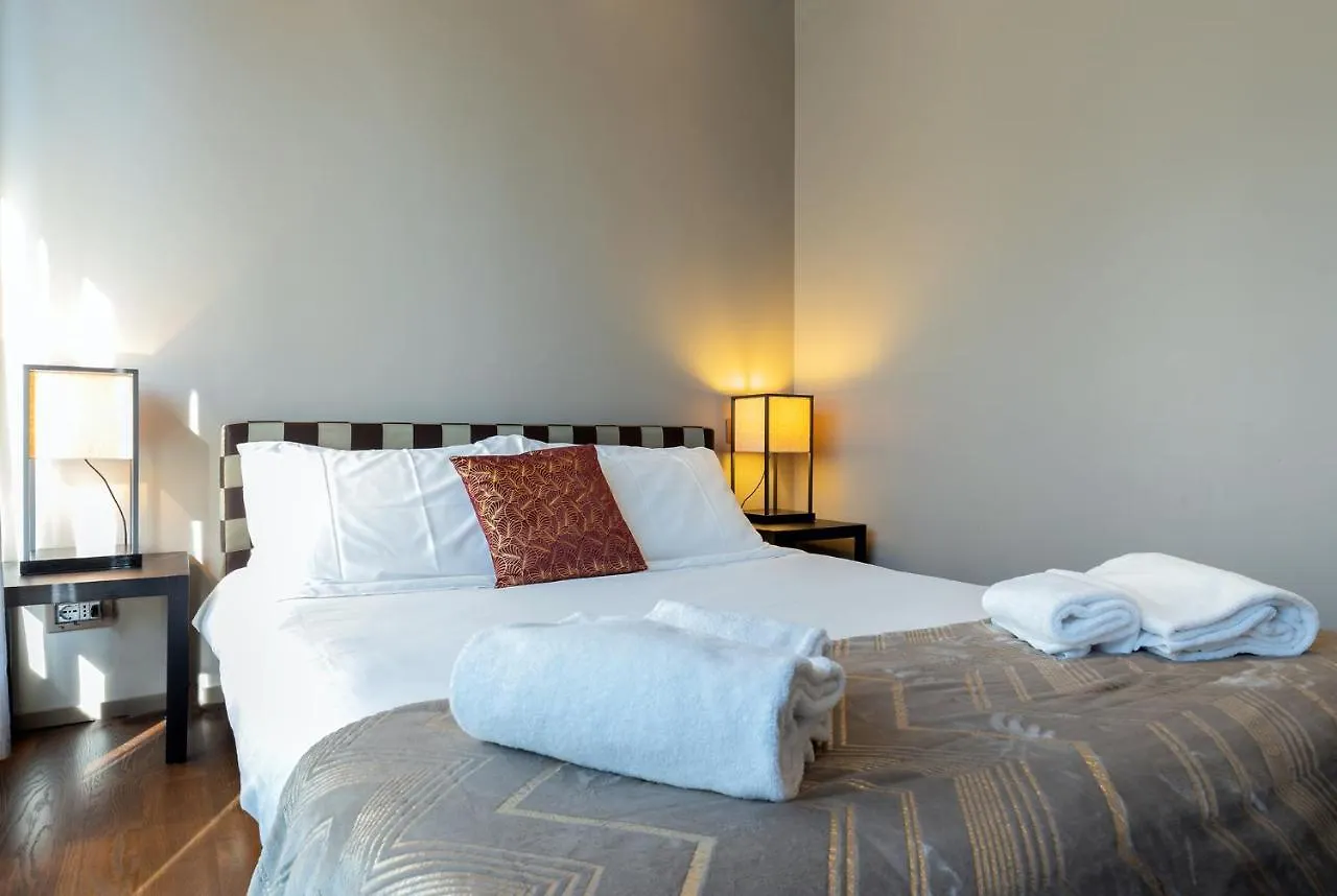 Apartment Milan Retreats Duomo Suites